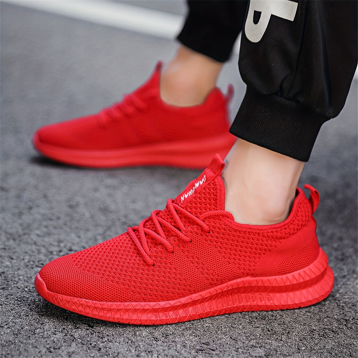 Men's Running Shoes Knit Breathable Lightweight Running Shoes Couple Outdoor Athletic Walking Sneakers, Spring And Summer
